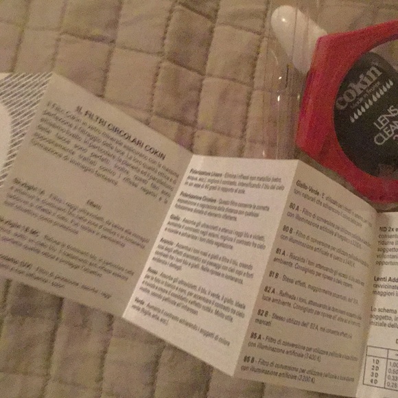 Cokin filter holder and cleaner set for camera - Picture 2 of 2